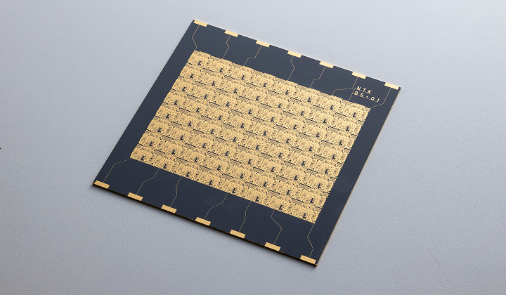 低電気抵抗高強度材料